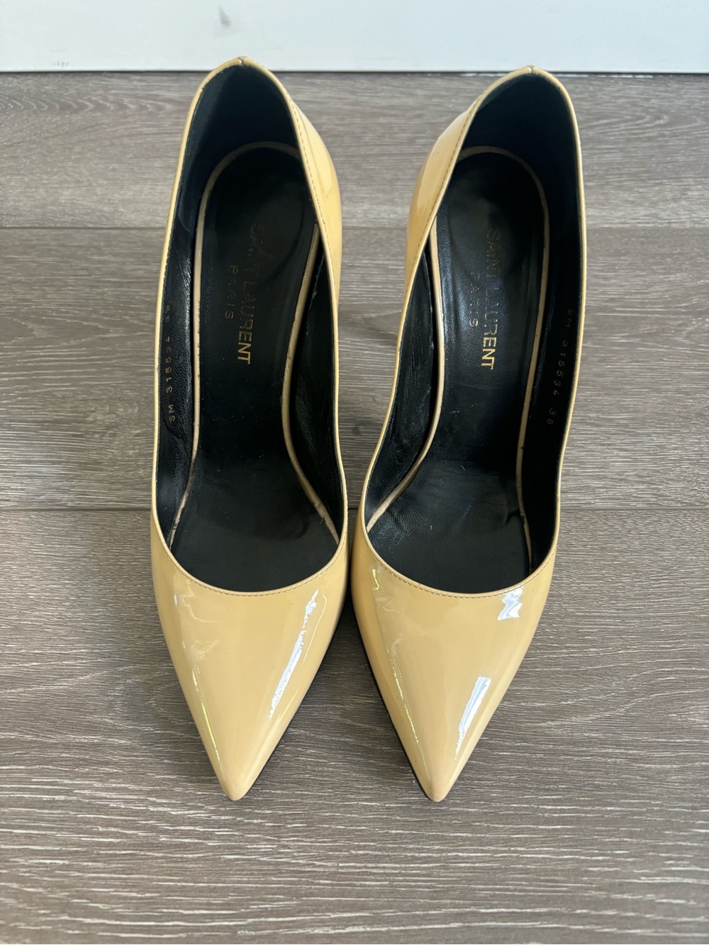 Saint Laurent Beige Patent Leather Pointed Pumps